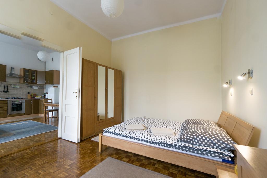 Old Town Residence - Wolnica 9 Краков Экстерьер фото